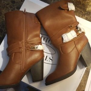Steve Madden Boots size 8.5